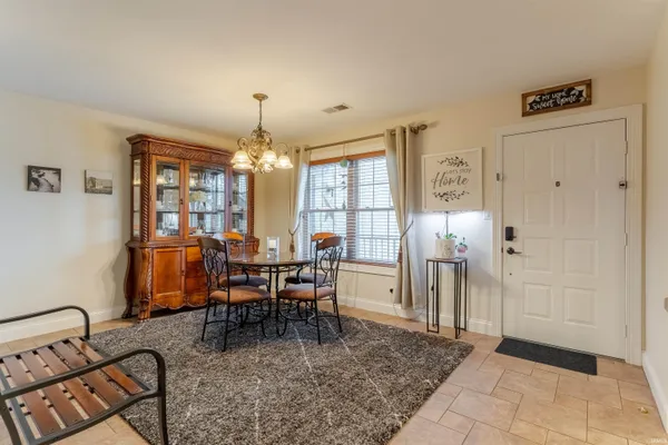 $169,900 | 790 Senate Avenue, Evansville, IN 47711
