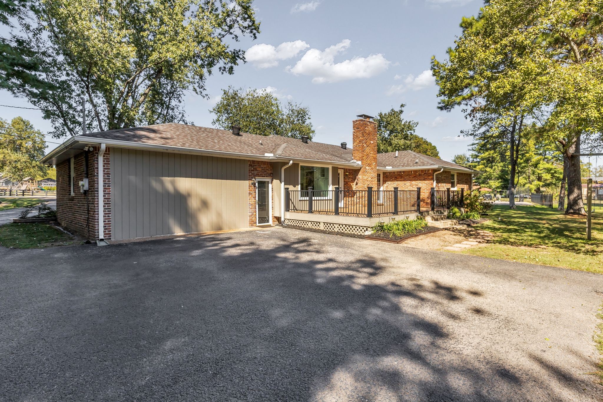105 Ridgewood Road Franklin, TN 37064 - Photo 10 of 48 Gallery Image 10