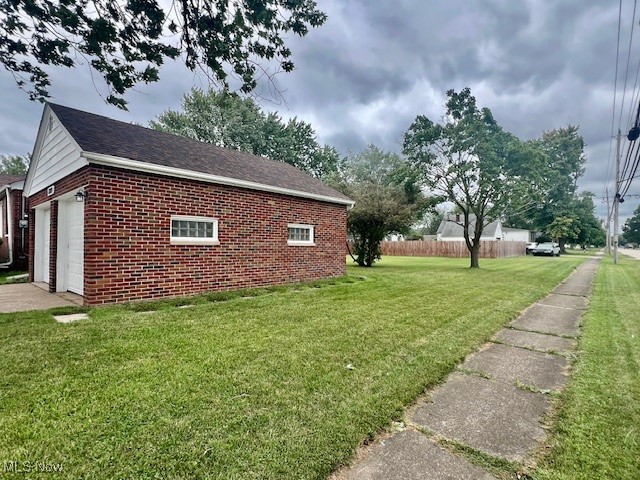 View of side of home