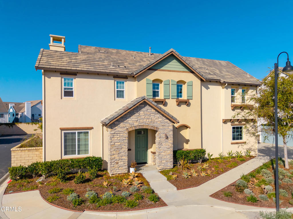 1655 Range Road Oxnard, CA 93036 - Photo 27 of 33 a front view of a house with a yard