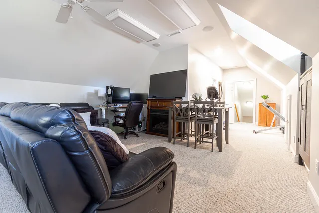 $999,900 | 33 Ridge Lake Drive, Manning, SC 29102