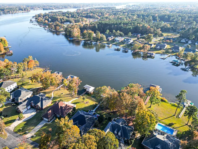 $999,900 | 33 Ridge Lake Drive, Manning, SC 29102