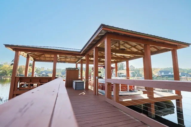 $999,900 | 33 Ridge Lake Drive, Manning, SC 29102