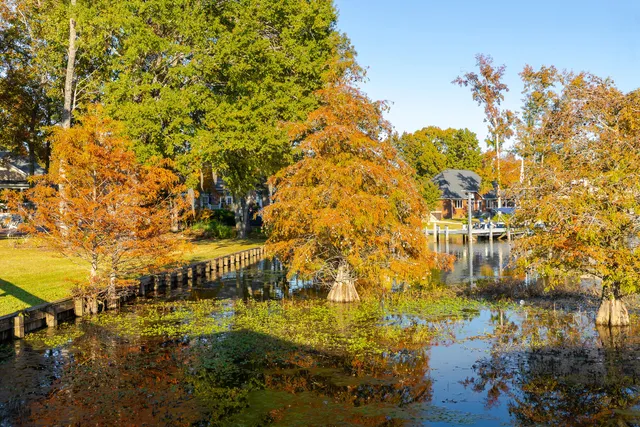 $999,900 | 33 Ridge Lake Drive, Manning, SC 29102