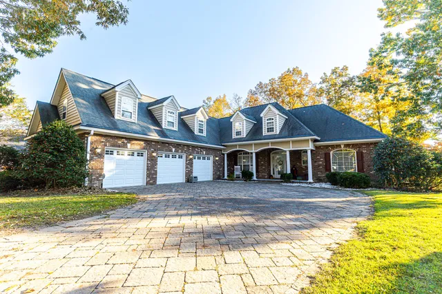 $999,900 | 33 Ridge Lake Drive, Manning, SC 29102