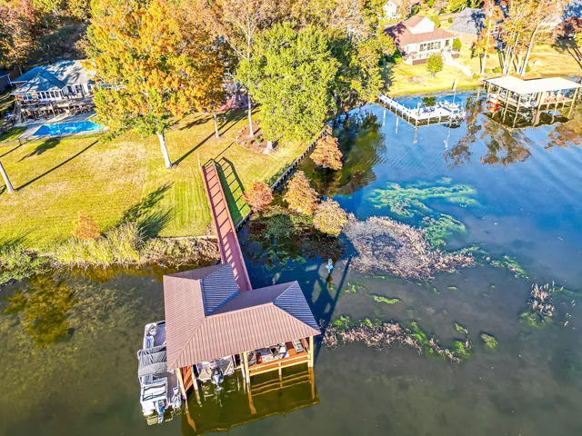 $999,900 | 33 Ridge Lake Drive, Manning, SC 29102