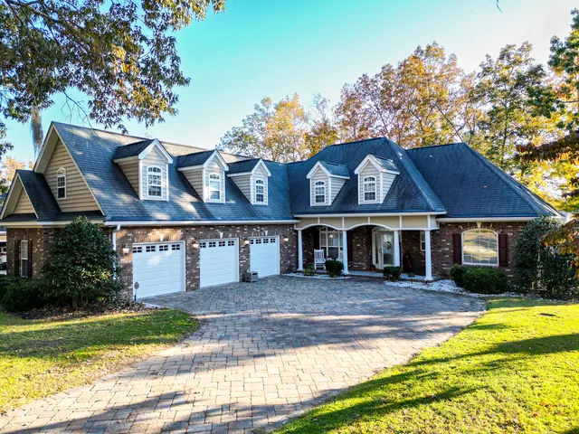 $999,900 | 33 Ridge Lake Drive, Manning, SC 29102