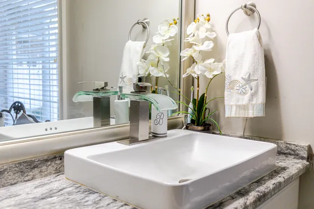 $999,900 | 33 Ridge Lake Drive, Manning, SC 29102