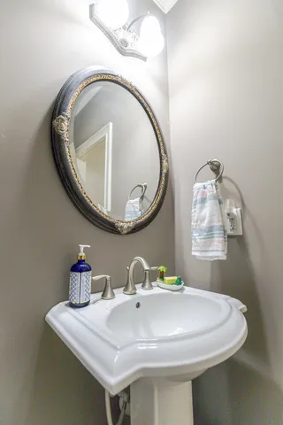 $999,900 | 33 Ridge Lake Drive, Manning, SC 29102