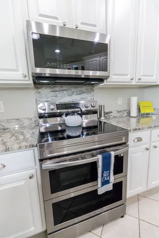 $999,900 | 33 Ridge Lake Drive, Manning, SC 29102