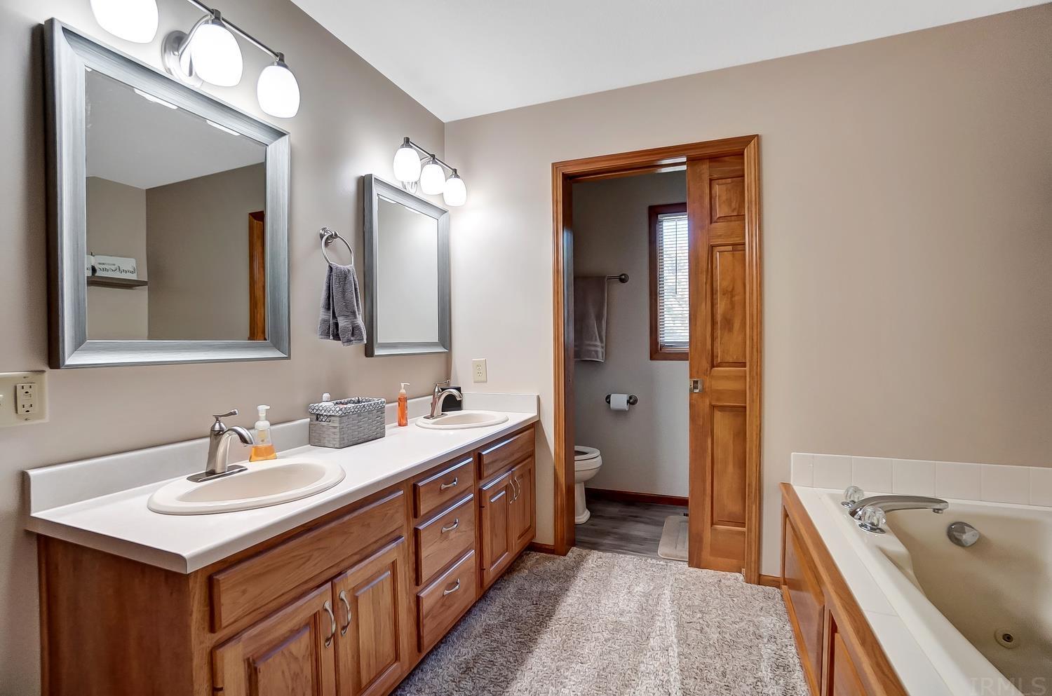 8224 Becketts Ridge Lane Fort Wayne, IN 46825 - Photo 20 of 34