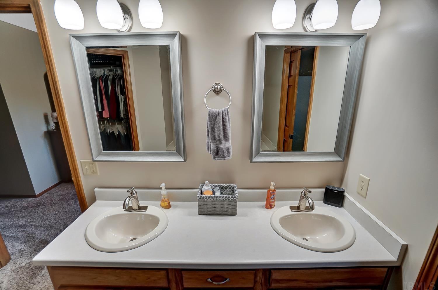 8224 Becketts Ridge Lane Fort Wayne, IN 46825 - Photo 21 of 34