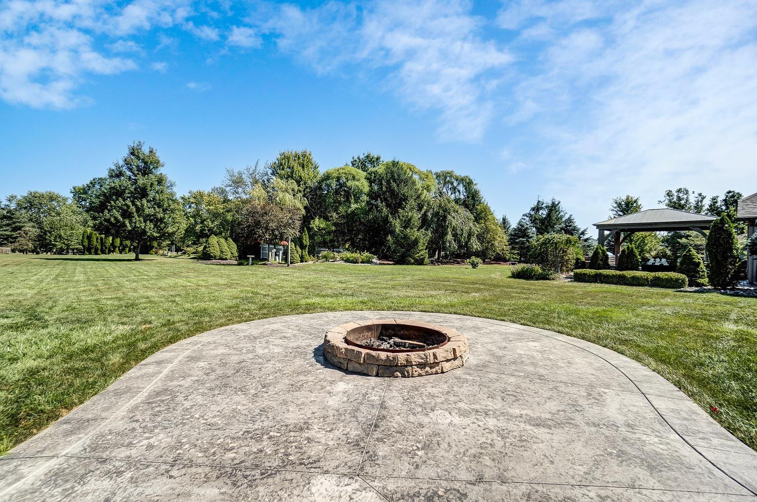 8224 Becketts Ridge Lane Fort Wayne, IN 46825 - Photo 33 of 34