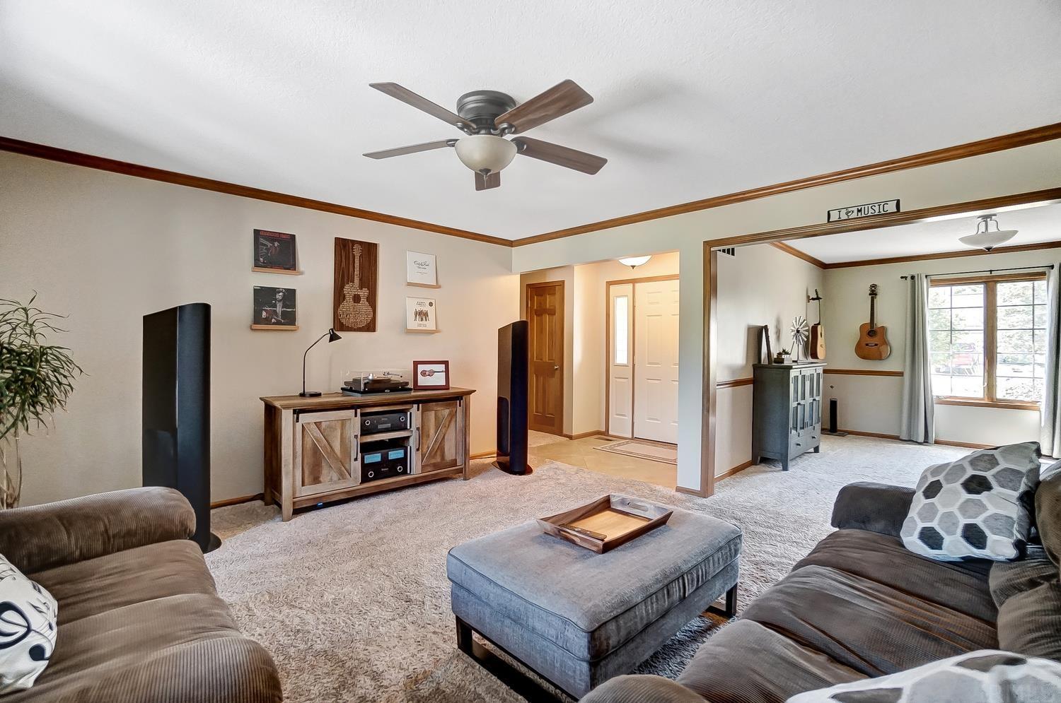 8224 Becketts Ridge Lane Fort Wayne, IN 46825 - Photo 6 of 34