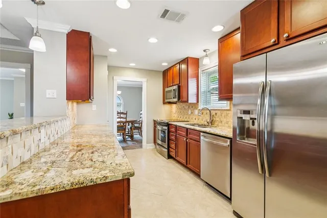 $2,500 | 4809 Wade Drive, Metairie, LA 70003