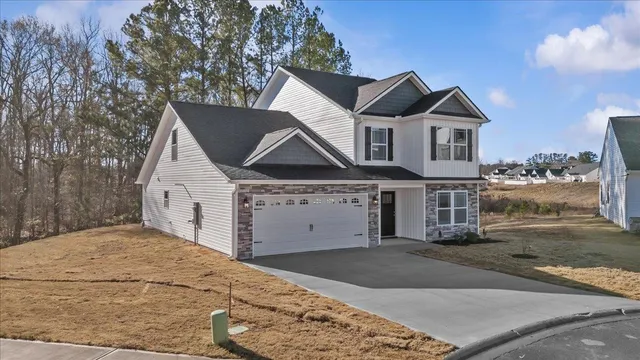 $348,650 | 2138 Zanes Creek Drive, Inman, SC 29349