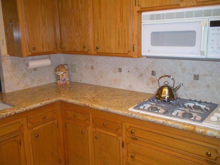 92 Post Avenue Sanger, CA 93657 - Photo 13 of 41