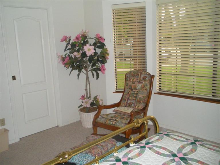 92 Post Avenue Sanger, CA 93657 - Photo 25 of 41