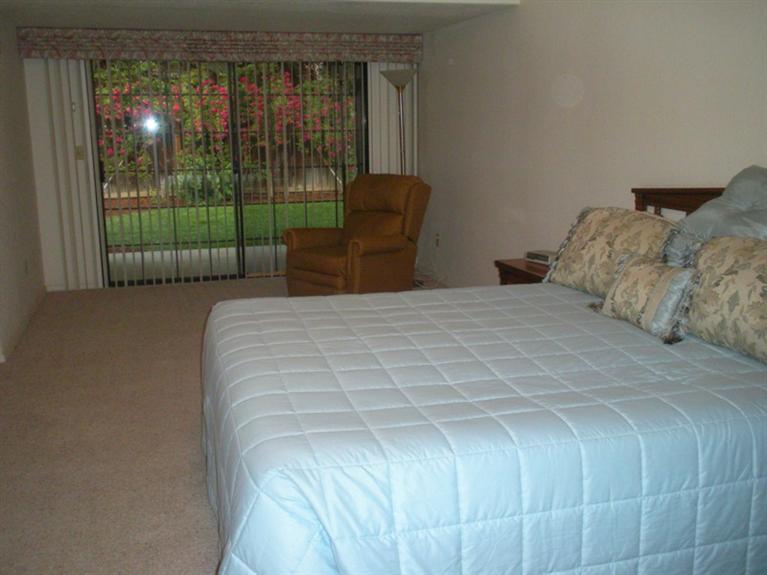 92 Post Avenue Sanger, CA 93657 - Photo 26 of 41