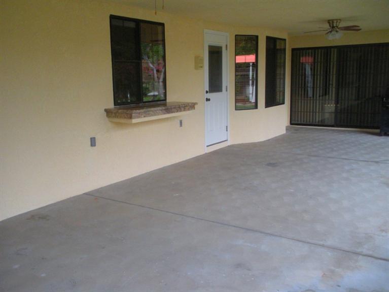 92 Post Avenue Sanger, CA 93657 - Photo 27 of 41