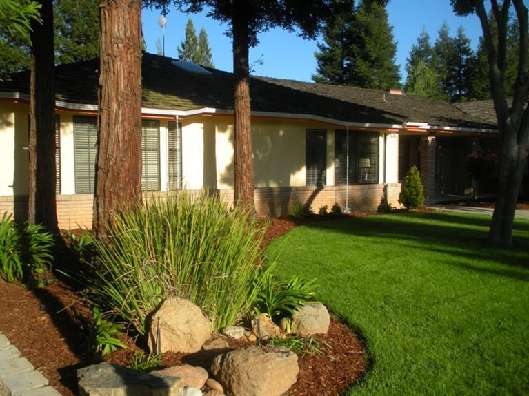 92 Post Avenue Sanger, CA 93657 - Photo 10 of 41