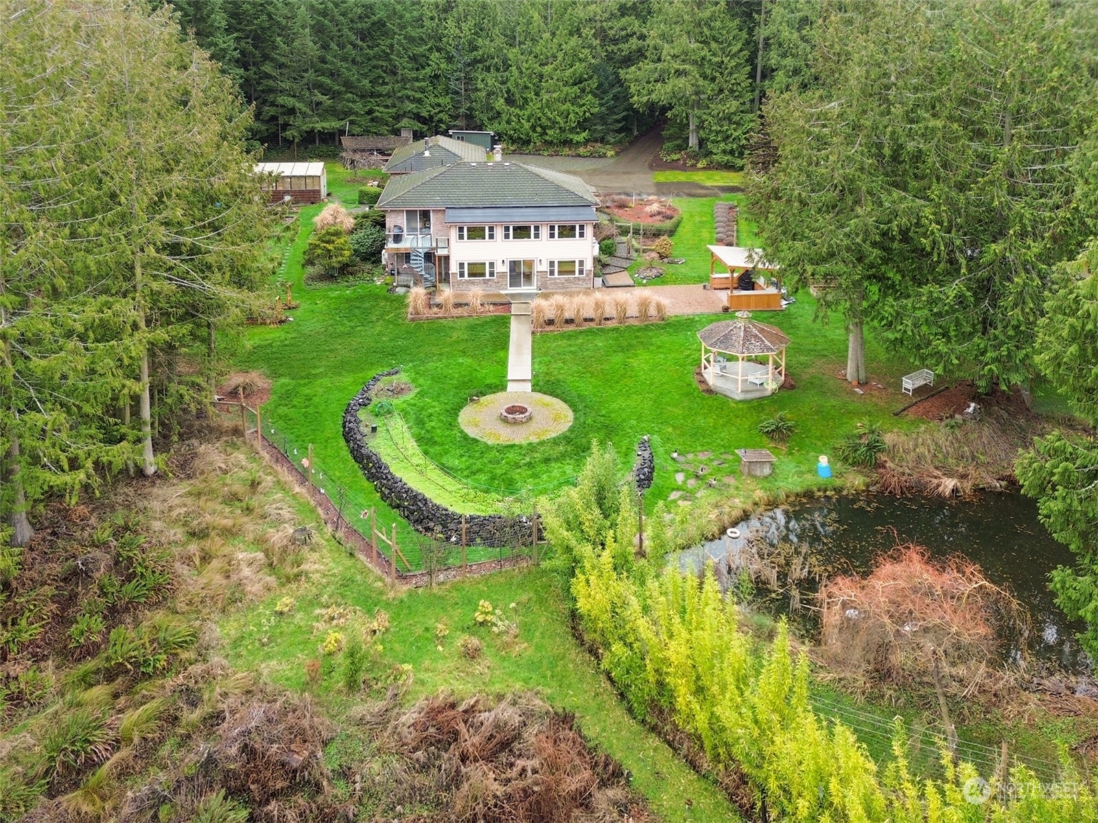 283 Fern Road Port Angeles, WA 98362 - Photo 1 of 40 Gallery Image 1
