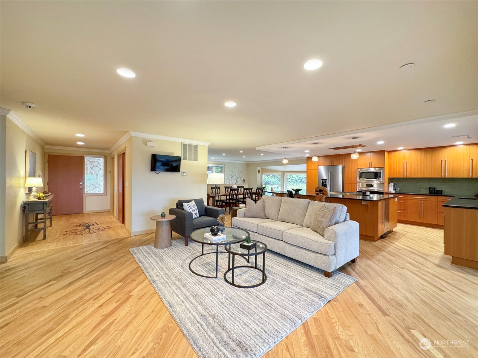 283 Fern Road Port Angeles, WA 98362 - Photo 4 of 40 Gallery Image 4