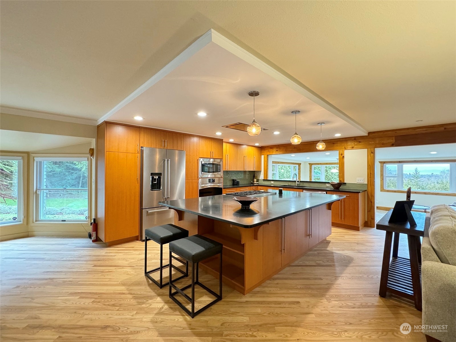 283 Fern Road Port Angeles, WA 98362 - Photo 9 of 40 Gallery Image 9