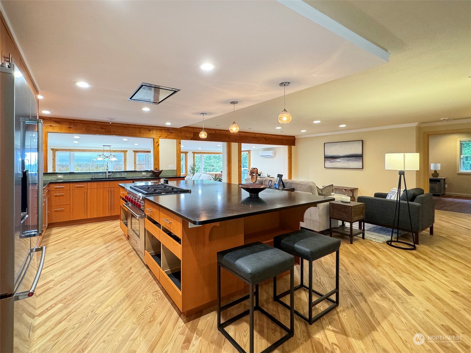 283 Fern Road Port Angeles, WA 98362 - Photo 10 of 40 Gallery Image 10