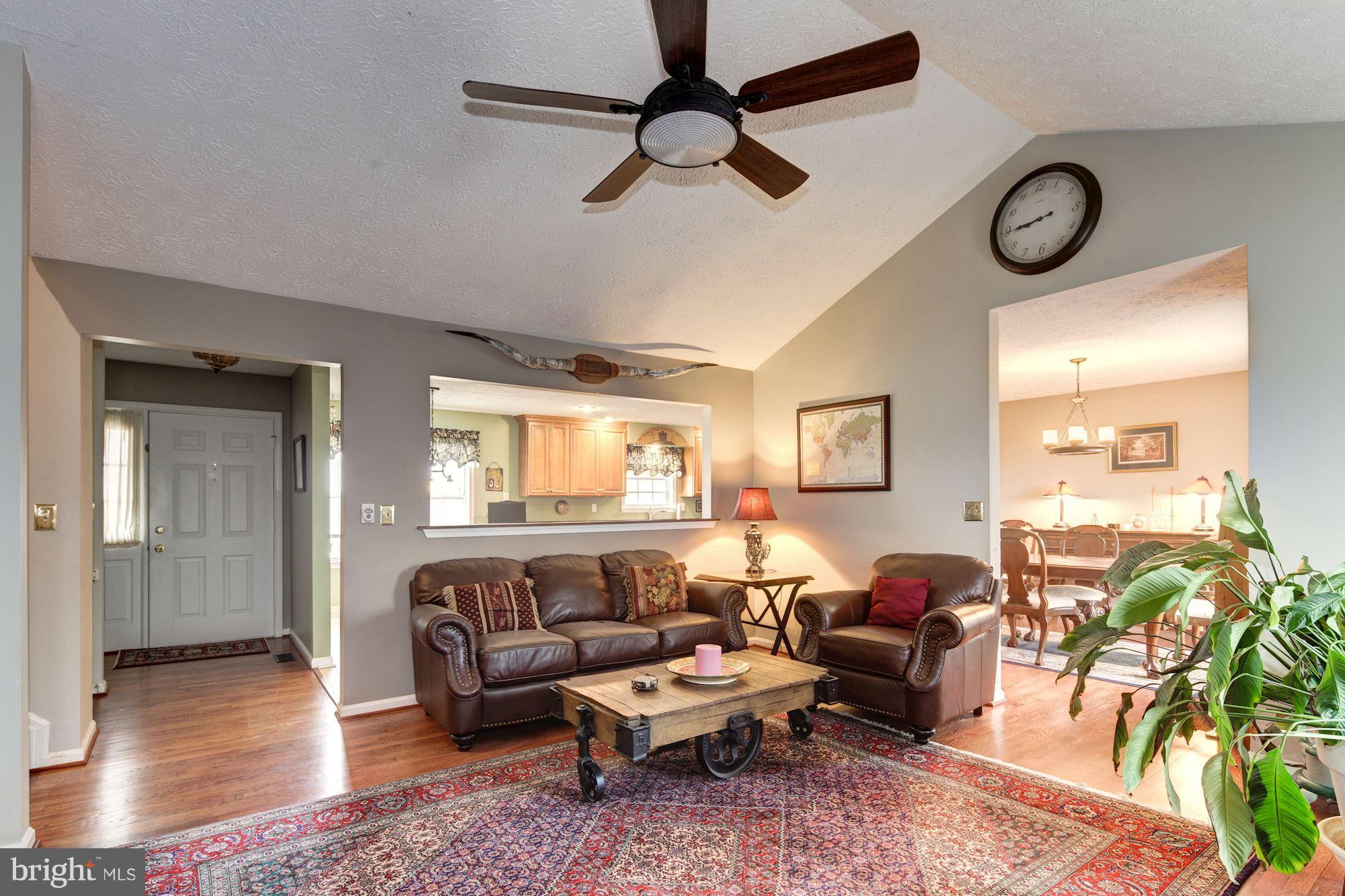 3891 Gamber Road Finksburg, MD 21048 - Photo 12 of 30 Living Room