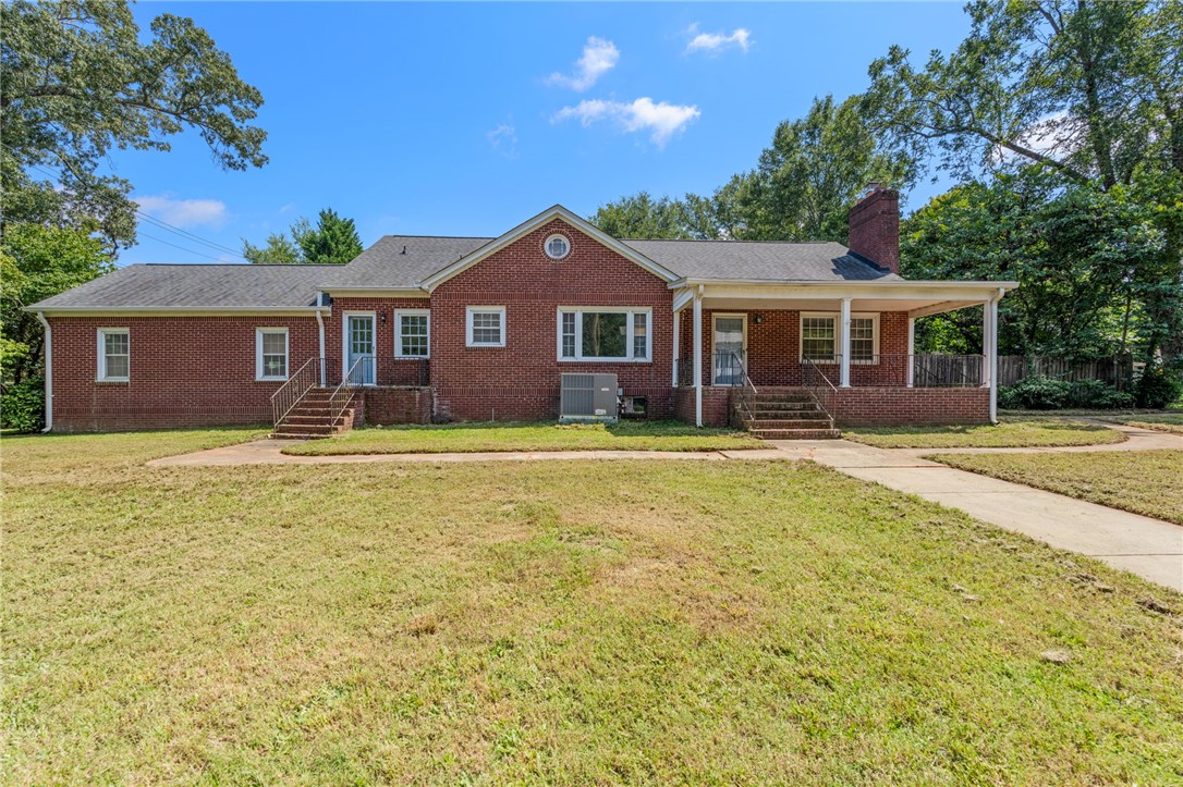 208 Gaines Street Central, SC 29630 - Photo 3 of 44
