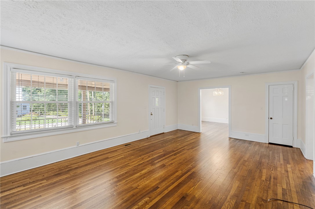 208 Gaines Street Central, SC 29630 - Photo 8 of 44