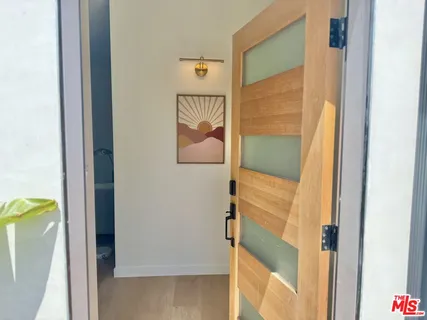 $1,648,900 | 2911 South Rimpau Boulevard, Unit 2909, Los Angeles, CA 90016