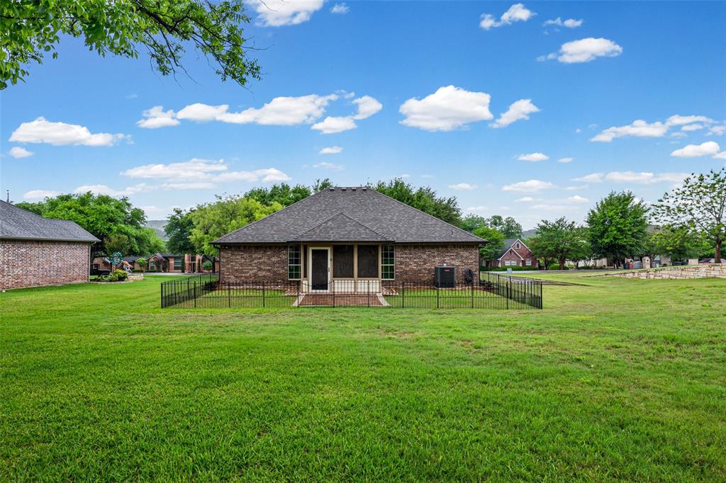9417 Ravenswood Road Granbury, TX 76049 - Photo 29 of 39