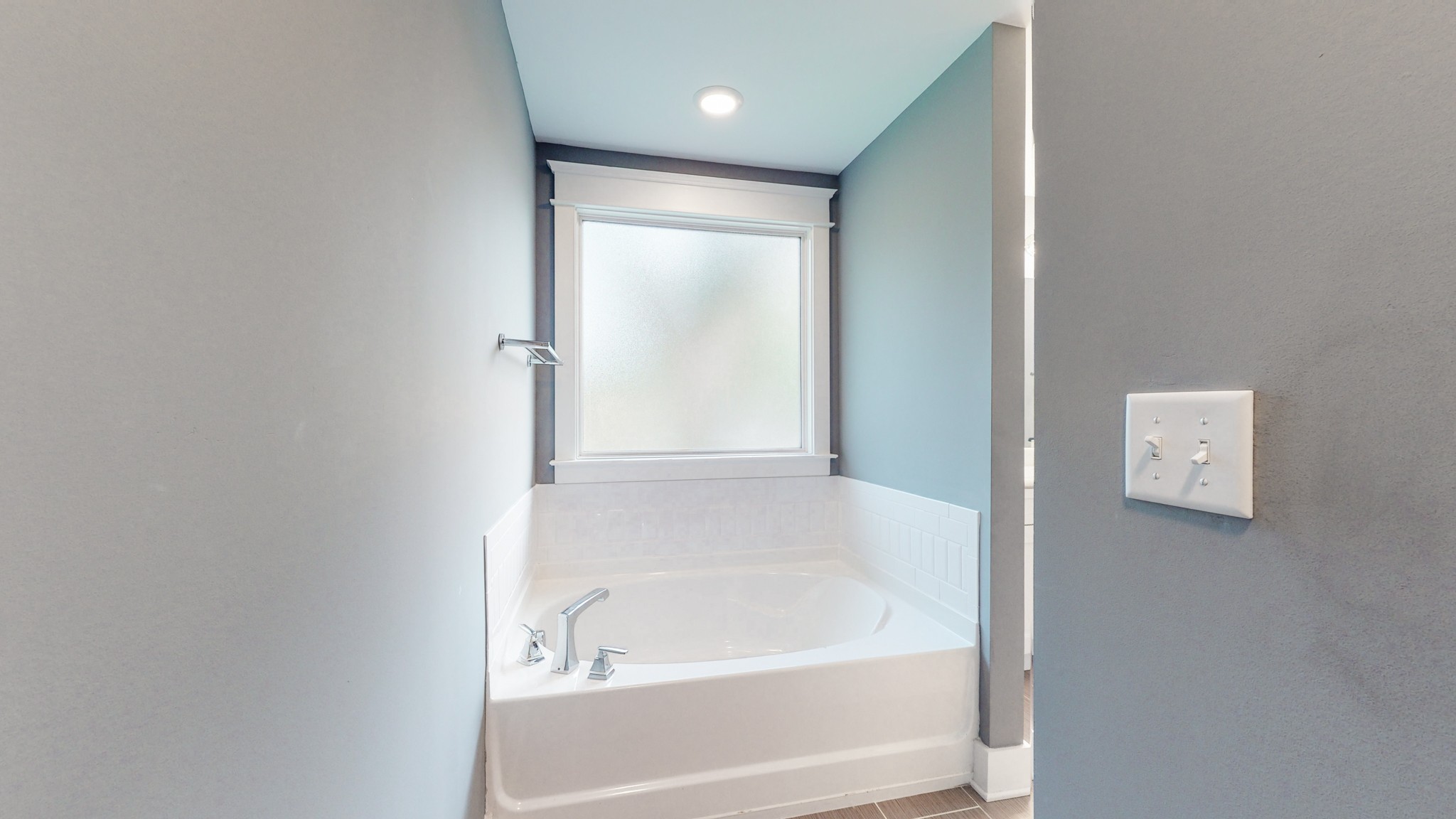 2007 Overby Road, Unit A Nashville, TN 37207 - Photo 24 of 29 a bathroom with a bathtub
