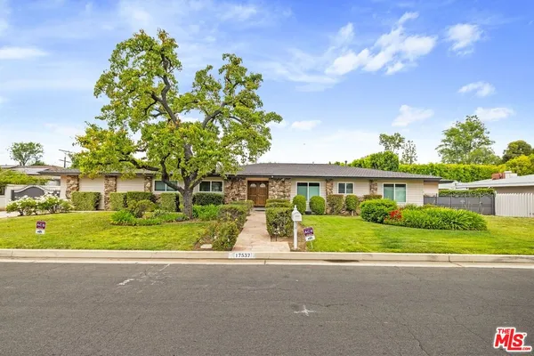 $10,999 | 17537 Margate Street, Encino, CA 91316