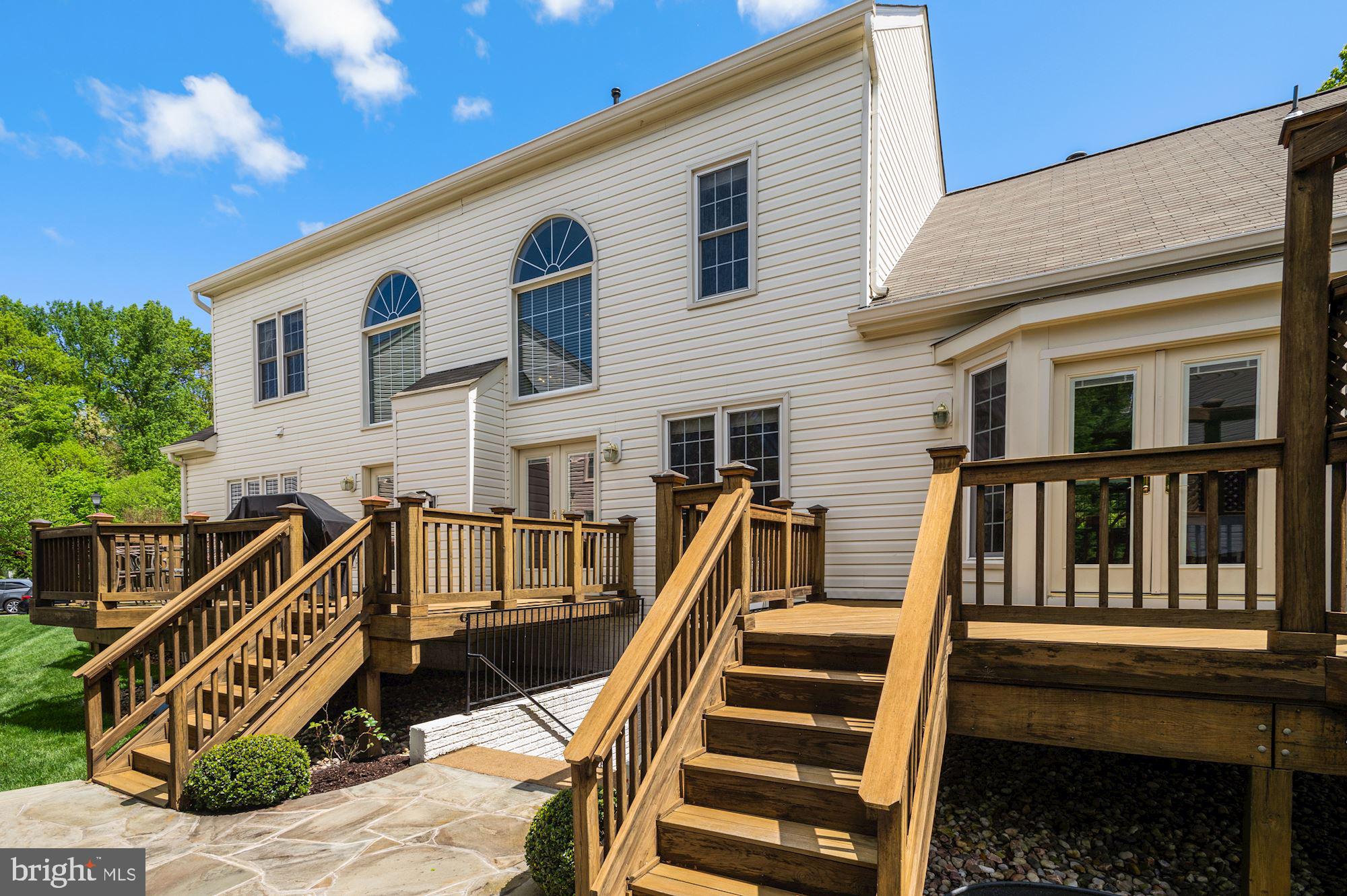 7415 Spring Summit Road Springfield, VA 22150 - Photo 14 of 69