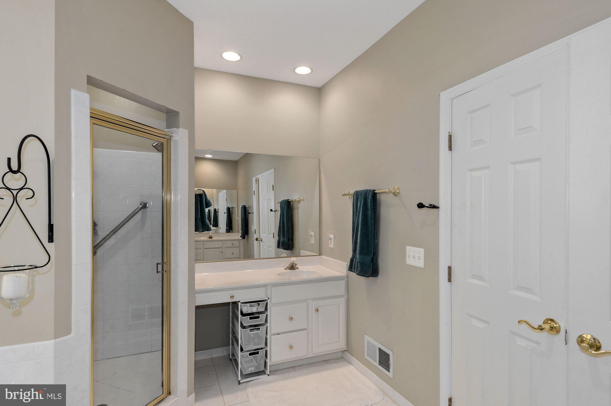 7415 Spring Summit Road Springfield, VA 22150 - Photo 19 of 69
