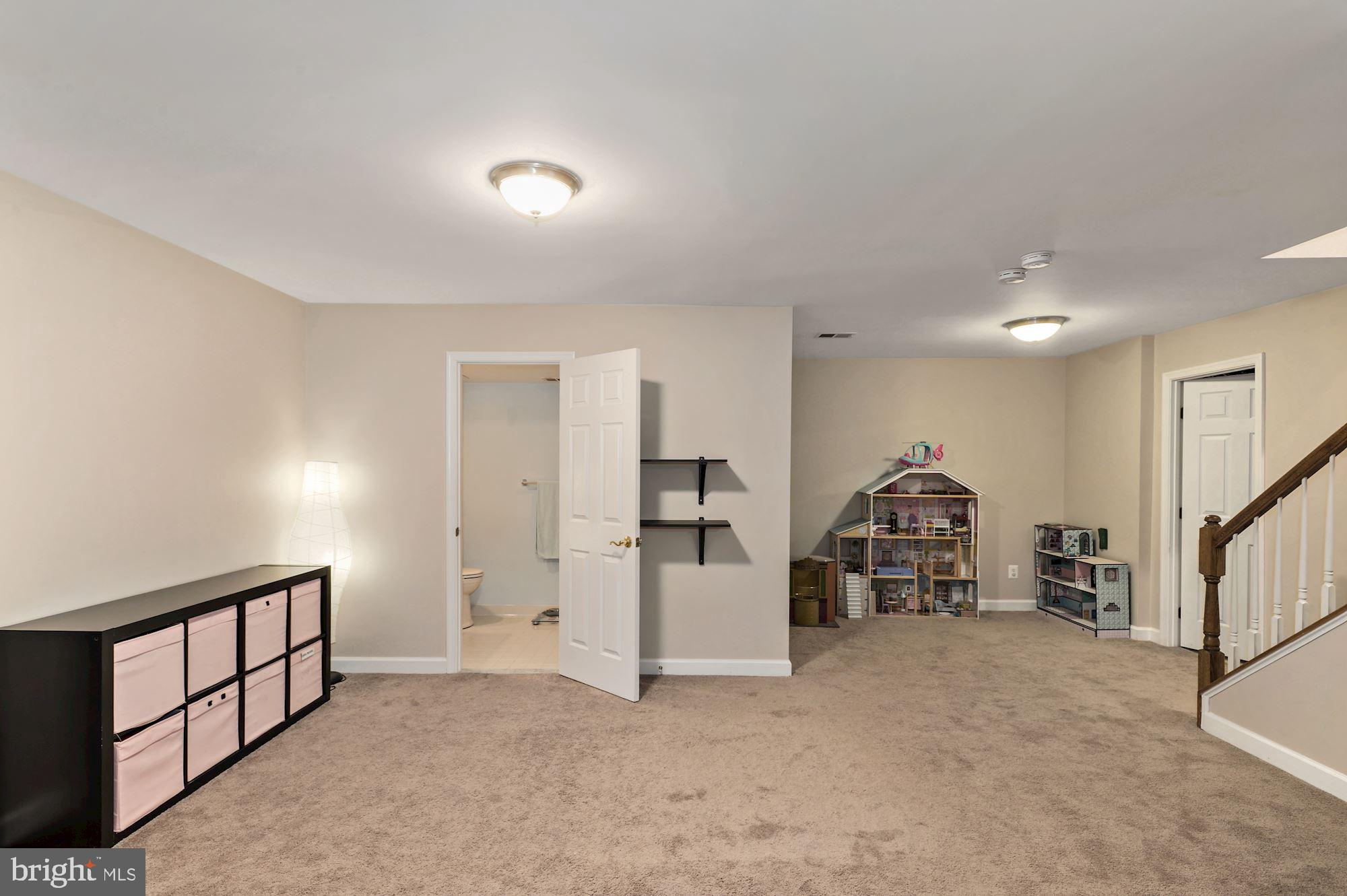 7415 Spring Summit Road Springfield, VA 22150 - Photo 46 of 69