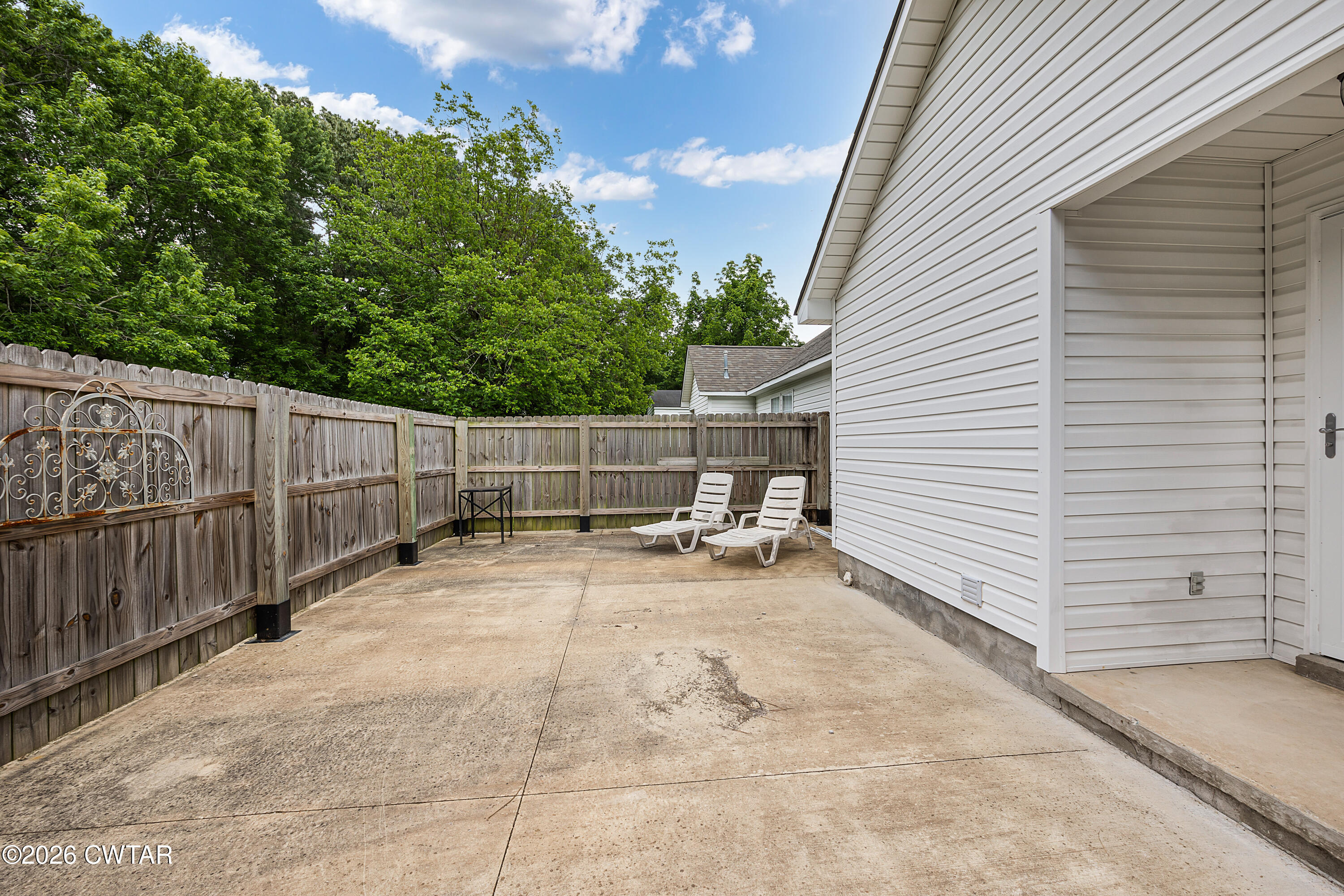 145 Tinker Hill Road Jackson, TN 38305 - Photo 3 of 14 DG2A4804