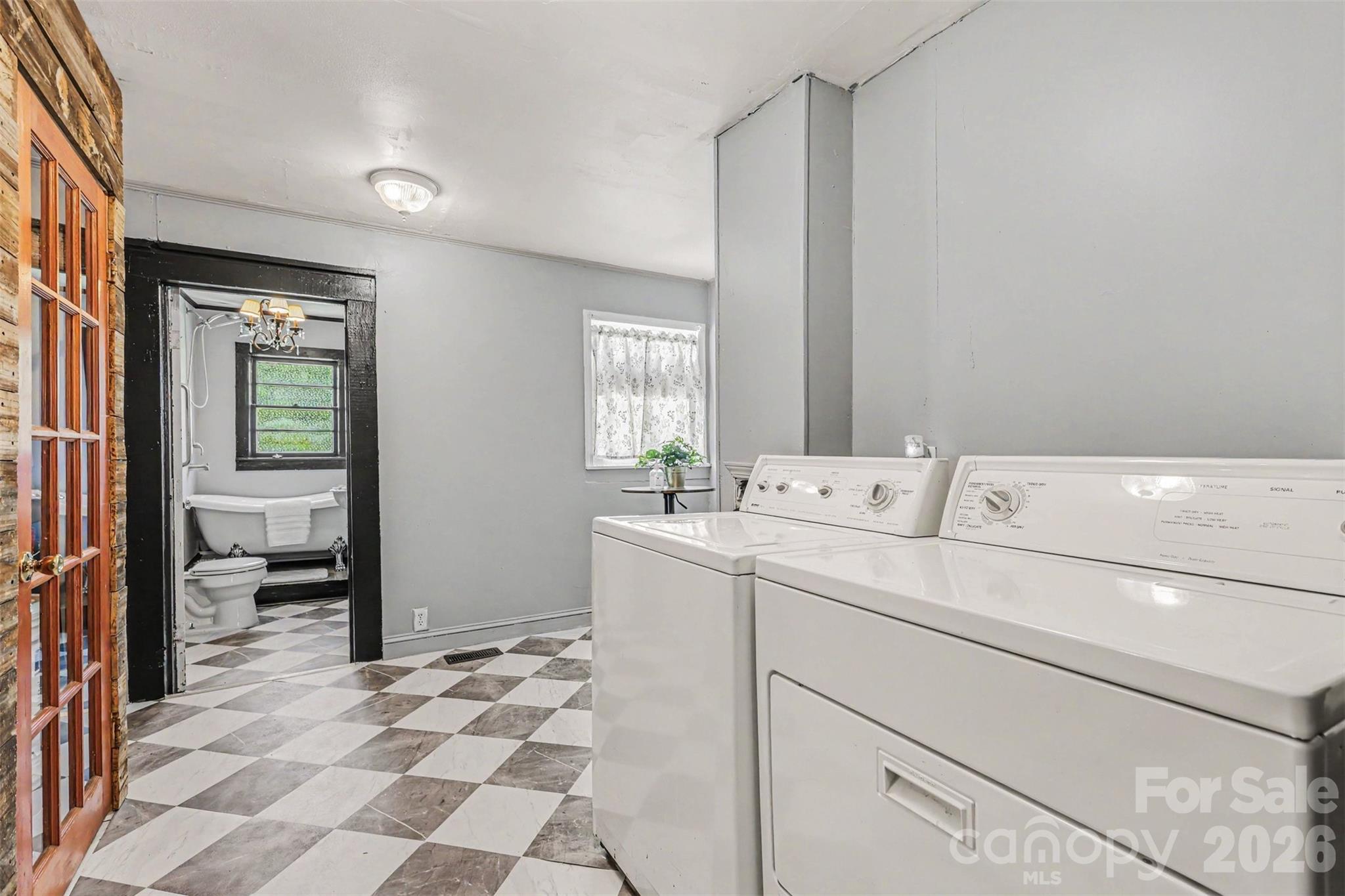 107 Hinton Street Chester, SC 29706 - Photo 15 of 39