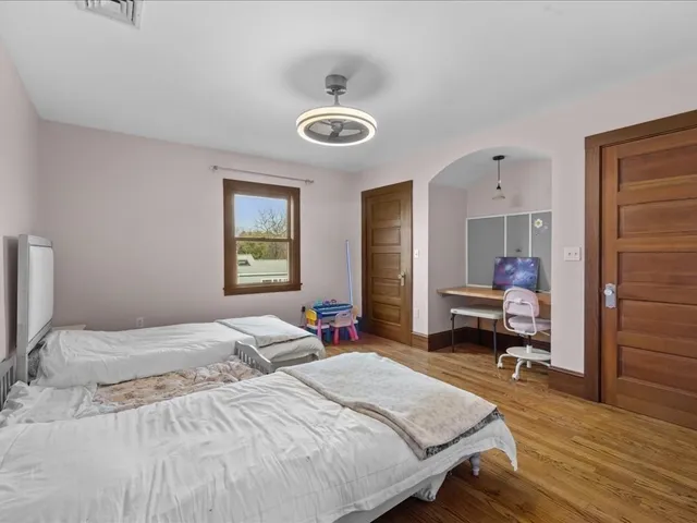 $1,895,000 | 132 Thatcher Street, Westwood, MA 02090