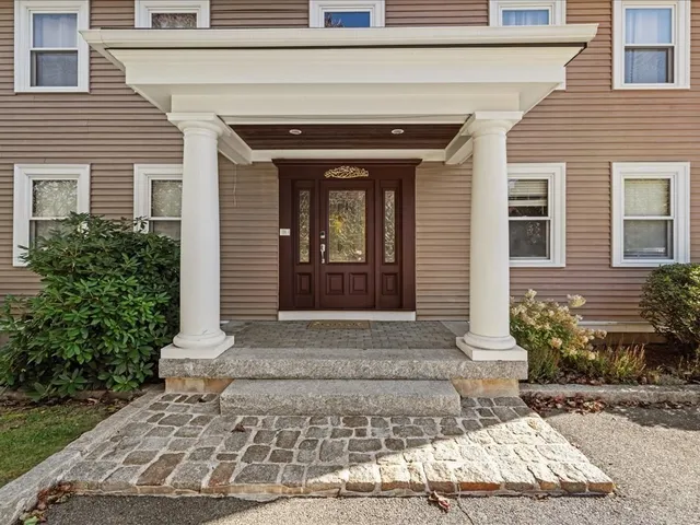 $1,895,000 | 132 Thatcher Street, Westwood, MA 02090