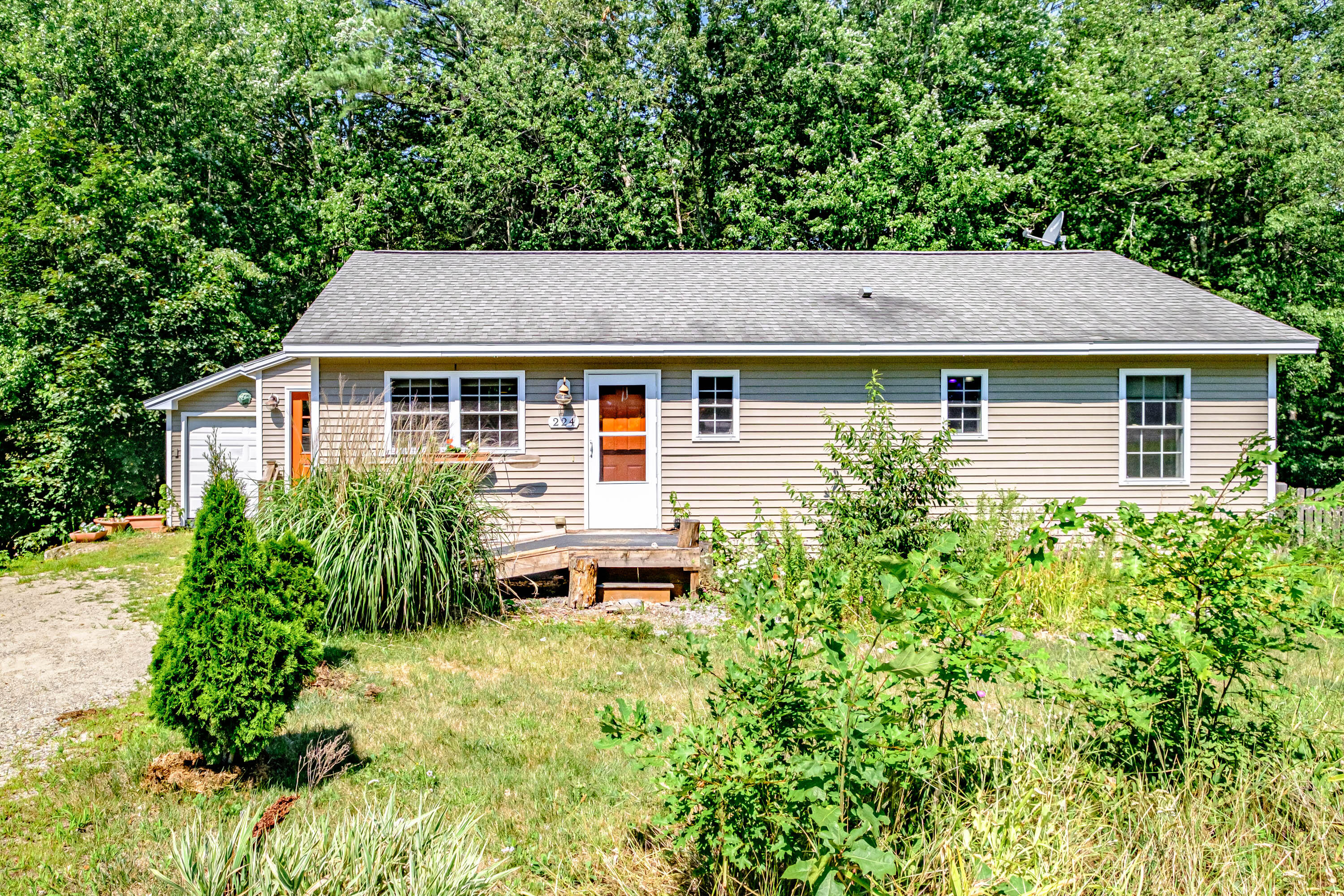 224 Middlesex Road Topsham, ME 04086 - Photo 3 of 54 20220804gp-62005