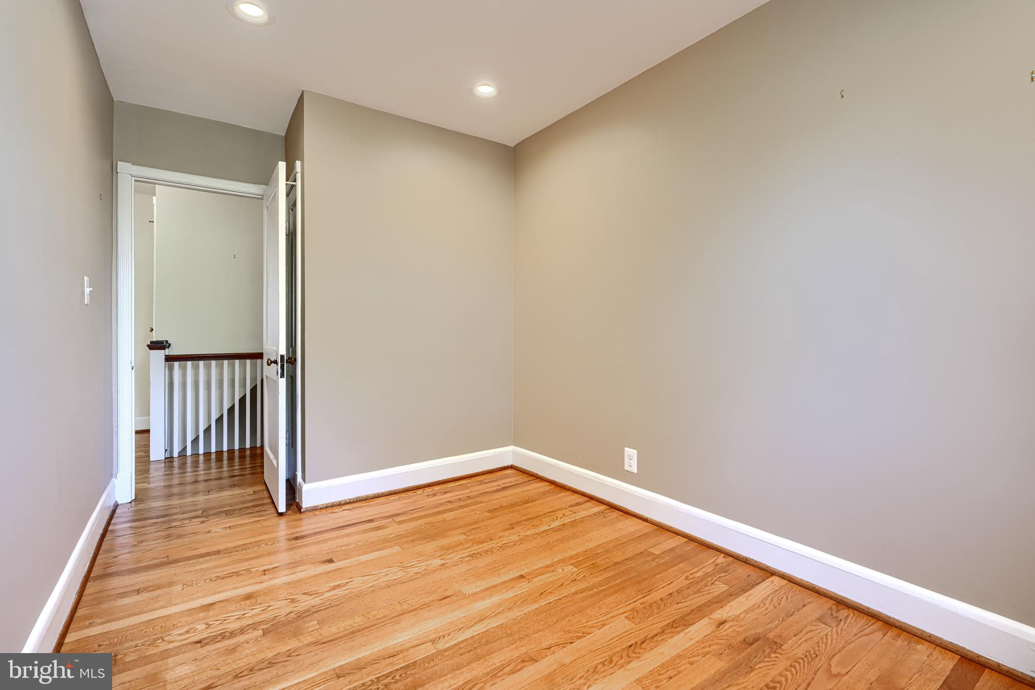 100 Dunkirk Road Baltimore, MD 21212 - Photo 22 of 65