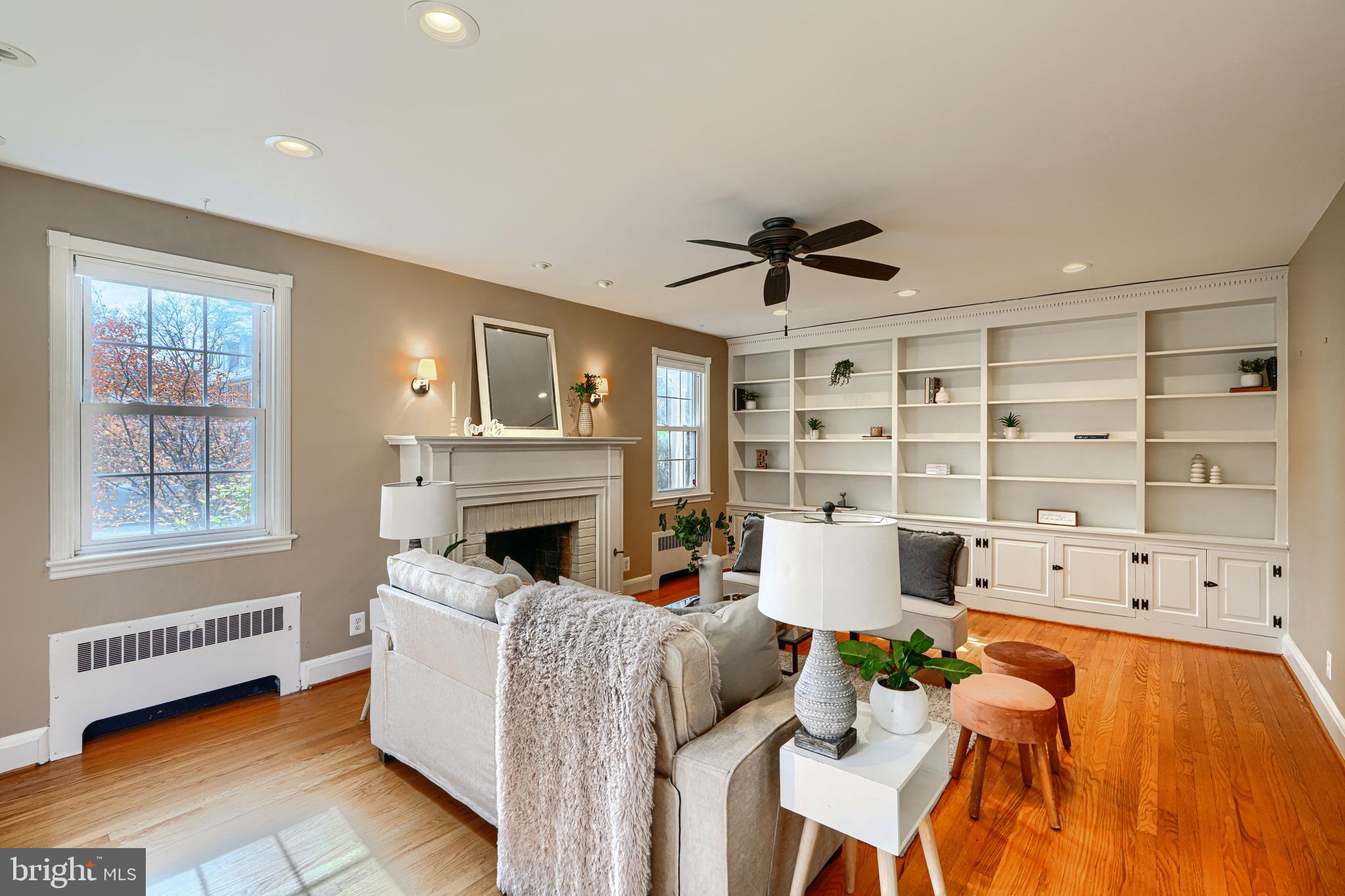 100 Dunkirk Road Baltimore, MD 21212 - Photo 5 of 65 a living room with furniture and a fireplace