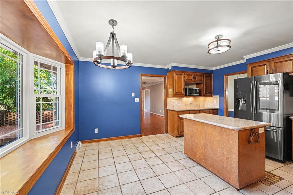 8025 Reynolda Road Pfafftown, NC 27040 - Photo 11 of 50