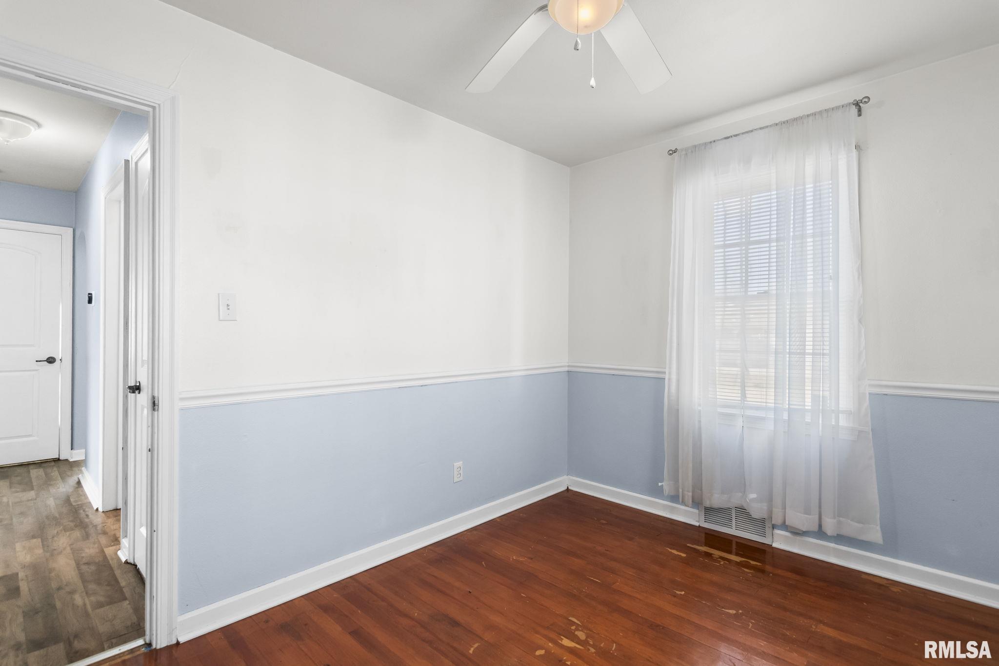 2321 South Pasfield Street Springfield, IL 62704 - Photo 18 of 37