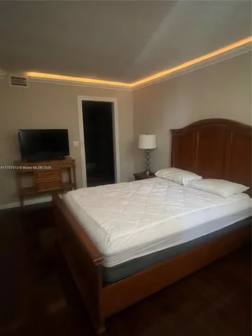 $2,200 | 1825 South Ocean Drive, Unit 413, Hallandale Beach, FL 33009