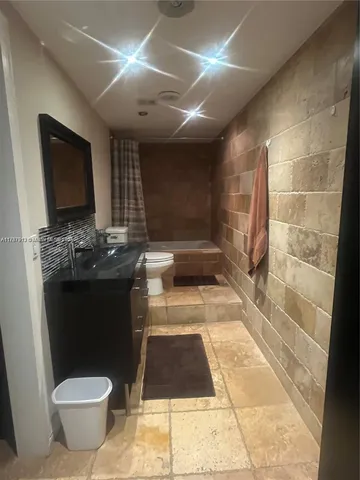 $2,200 | 1825 South Ocean Drive, Unit 413, Hallandale Beach, FL 33009